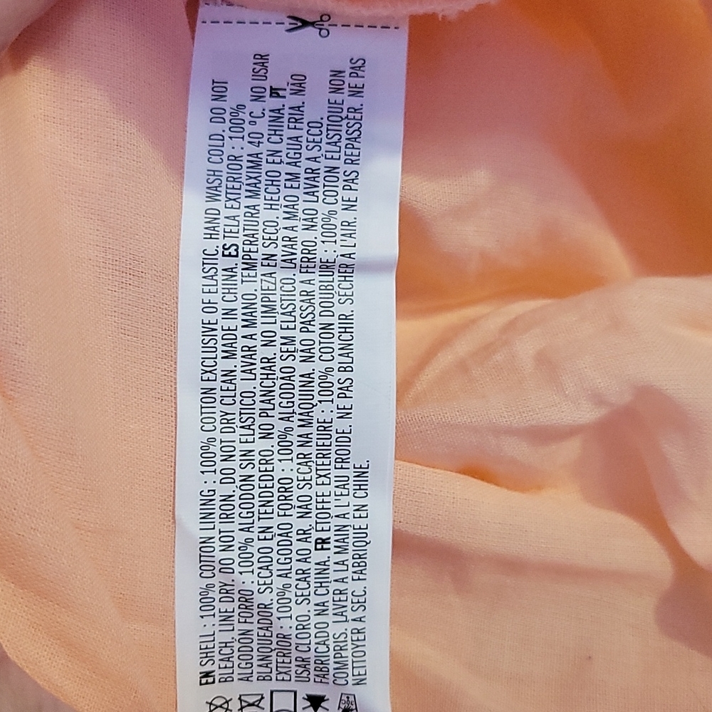 NWOT 🍑FOREVER 21 Crop Top Off the Shoulders Puffed Sleeves Size Small - Picture 7 of 7